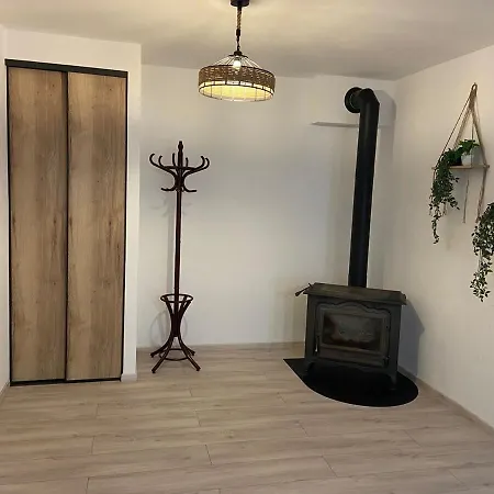 Maison De *