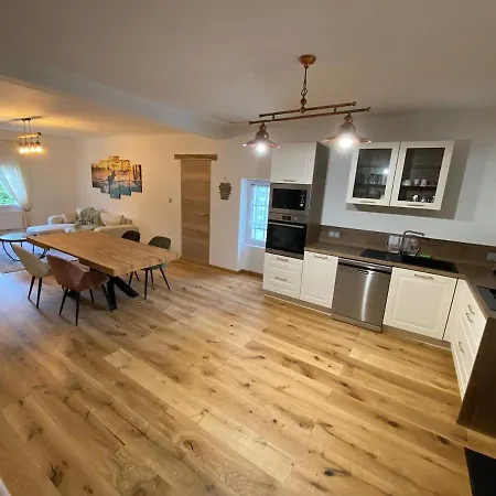 Holiday home Maison De *