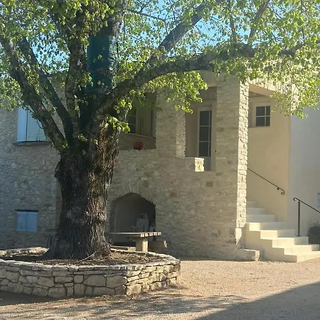 Maison De * Ongles